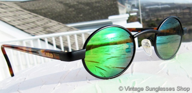 Revo 1106 001 Small Oval Green Mirror Sunglasses display picture 1