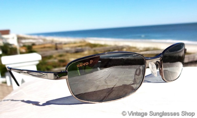 Revo gunmetal Silver Frame Sunglasses with Gray dark Smoke Lenses 3040 080 Italy NEW Revo THIN SHOT Matte Black POLARIZED Grey Graphite Lens  main image 4