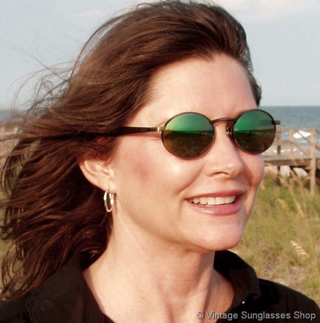 Revo Polarized Sunglasses Women S With Daphne Cat 並行輸入品 好評発売中 Lens Eco Friendly Petite Www Alvenius Ind Br