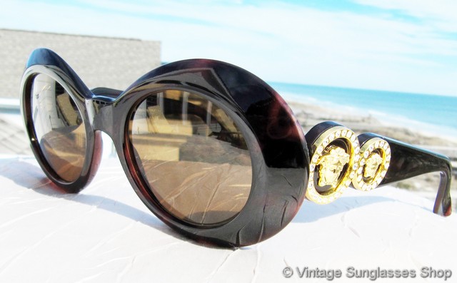 Versace 418 900 Medusa Sunglasses display picture 2