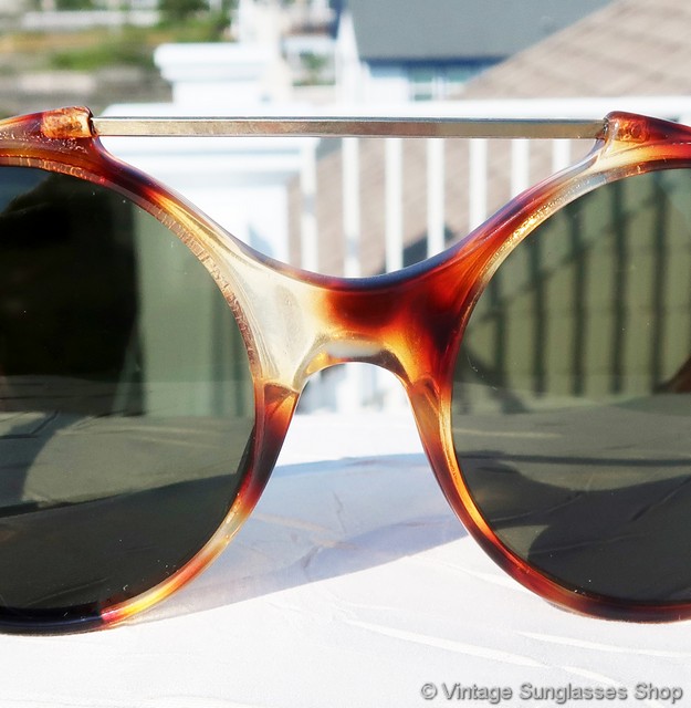 Versace 491 950 Tortoise Shell Sunglasses display picture 1