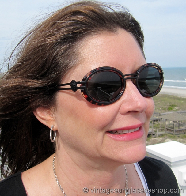 Versace S28 028 Tortoise Shell Medusa Sunglasses display picture 1