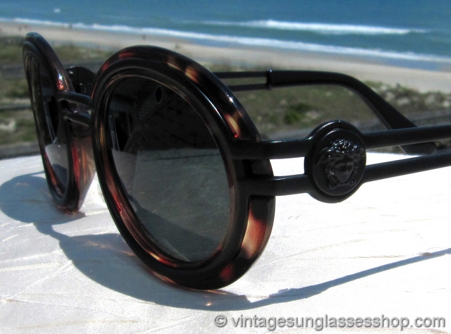 Versace S28 028 Tortoise Shell Medusa Sunglasses display picture 3