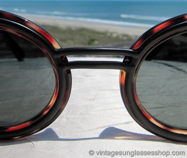 Versace S28 028 Tortoise Shell Medusa Sunglasses display picture 1