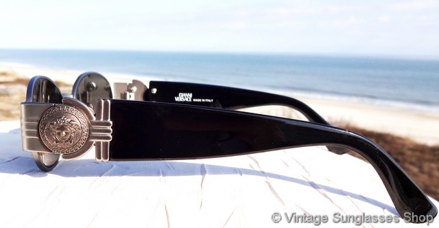 Versace S72 948 Sunglasses display picture 2