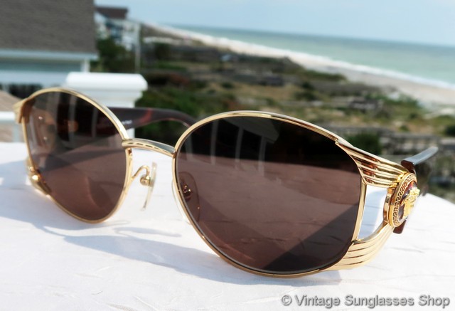 Versace S64 030 Medusa Sunglasses display picture 2