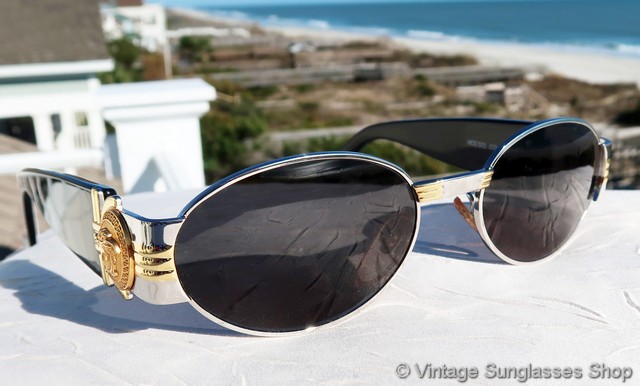 Versace S72 15L Medusa Sunglasses display picture 3