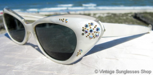 Vintage 1950s Pearlized French Rhinestone Sunglasses display picture 1
