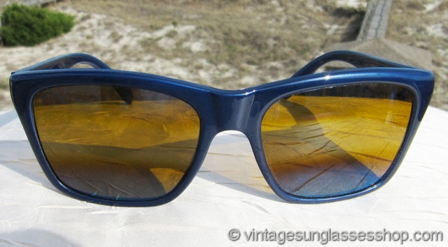 Vintage Sunglasses For Men and Women - Page 236